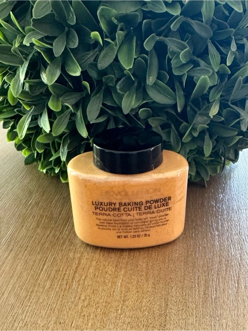 Revolution Luxury Baking Powder Terra Cotta